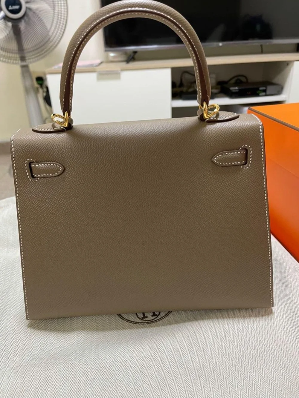 Hermes Kelly 25 Etoupe Epsom GHW